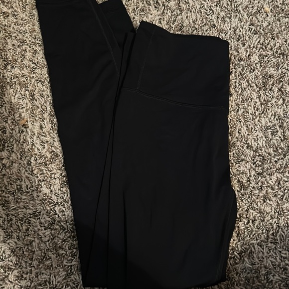 black leggings - Picture 1 of 2